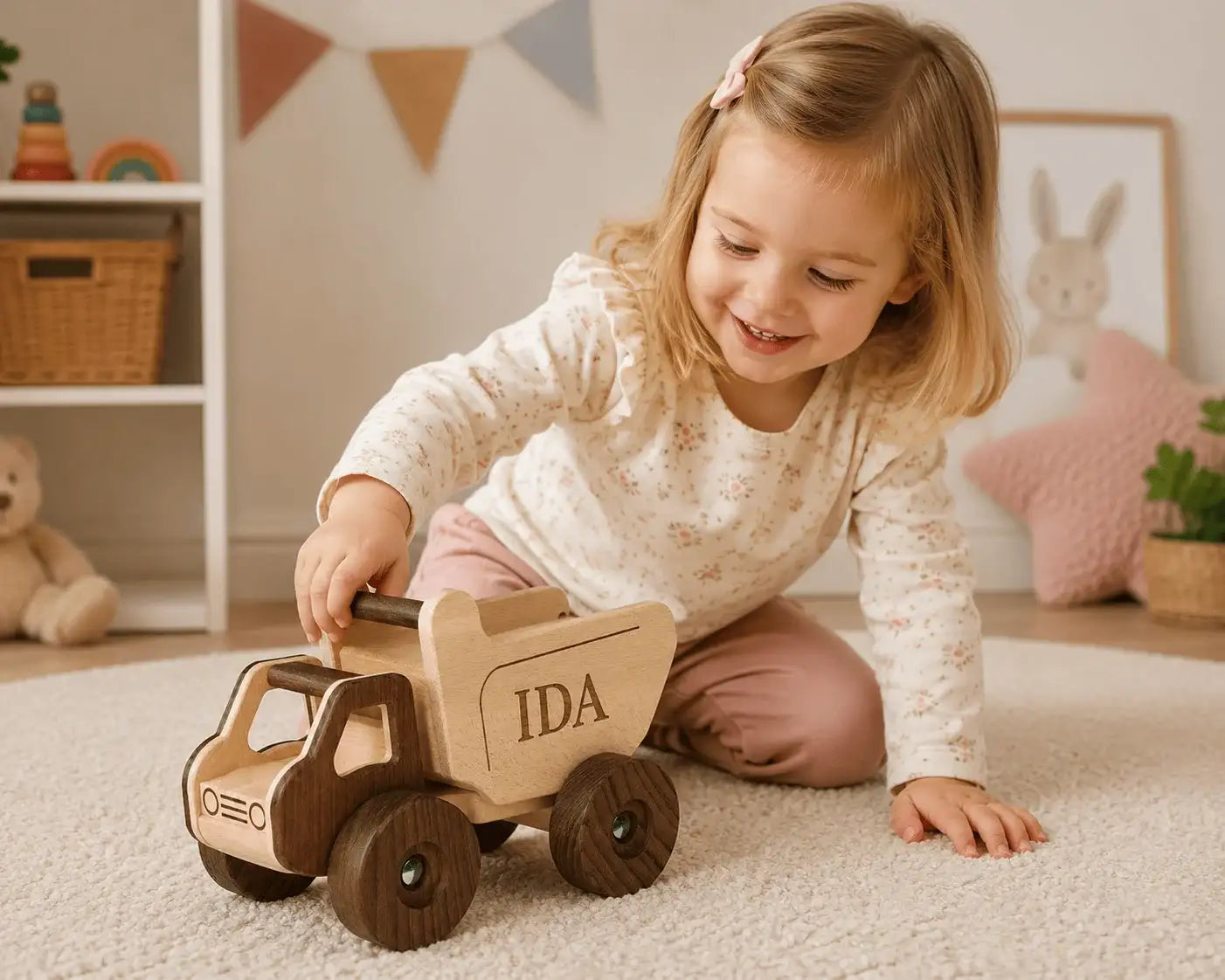 Goki Baby & Kleinkind Personalisierbar Muldenkipper, goki Natur Holz ab 3 Jahren