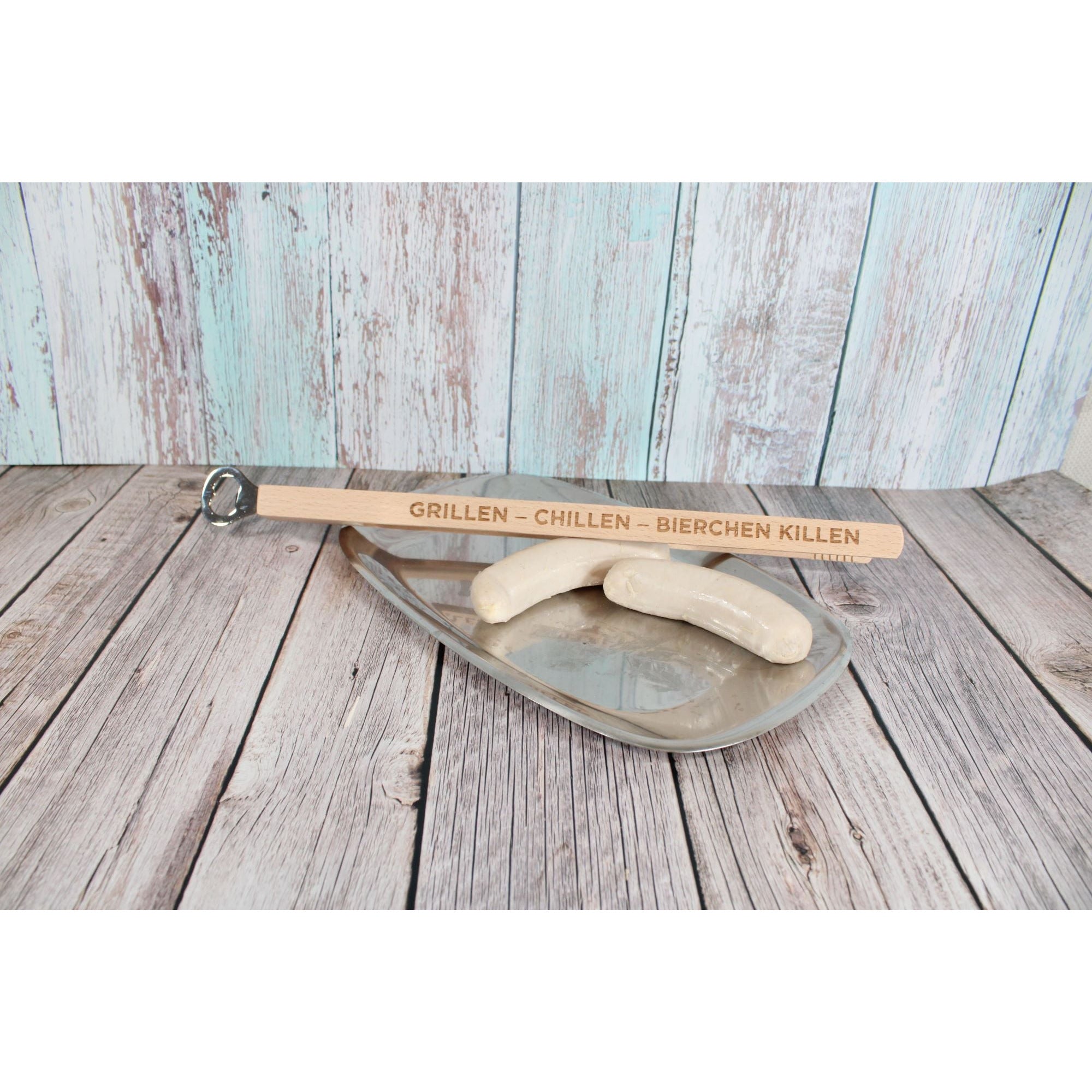 Personalisierte Grillzange mit Flaschenöffner Holz mit Spruch Grillen Männer Geschenk
