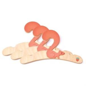Carletto Kleinkind Spielzeug Ohne Name Personalisierbare Eichhörnchen-Kleiderbügel für Kinder (3er-Set) | Carletto 26,8x16,6 cm