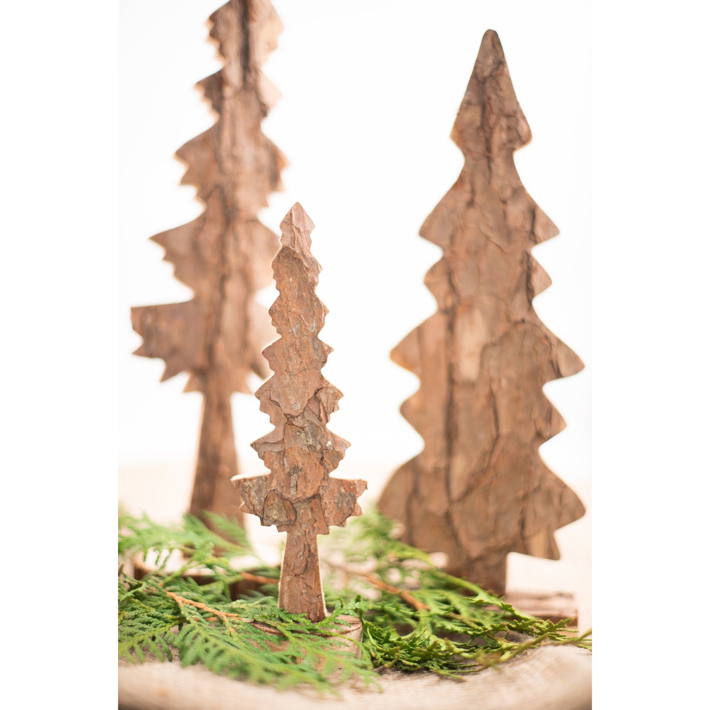 Weihnachtsdekoration 3 Tanne aus Holz Winterzeit Weihnachtsbaum Tischdeko Spielzeug 3 Größen im Set bis 40cm